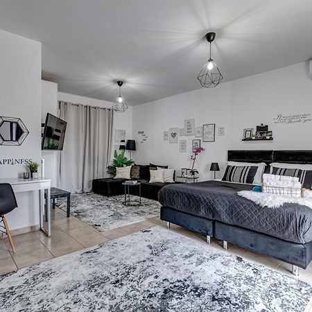 Milo Luxury House -Free Airport Pick Up-10Min Drive Villa Markopoulo Mesogaias Exterior photo